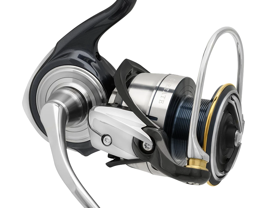 Daiwa 19 Certate (G) Lt 2500-Xh Reel